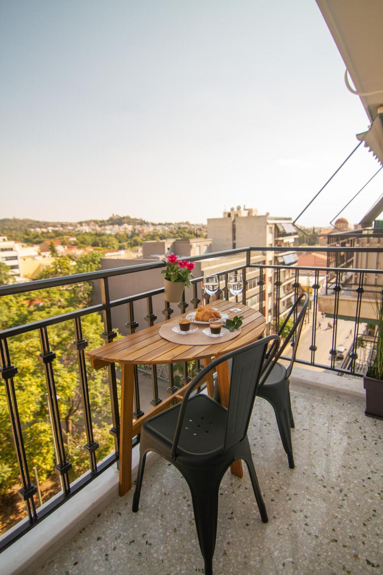 Stunning Acropolis View - 500M Metro - At Historical Center Lejlighed Athen Eksteriør billede